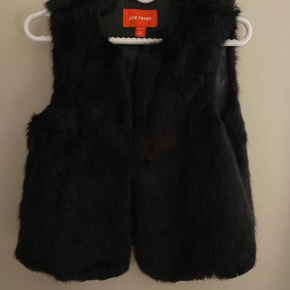 Faux fur vest - Picture 2 of 3